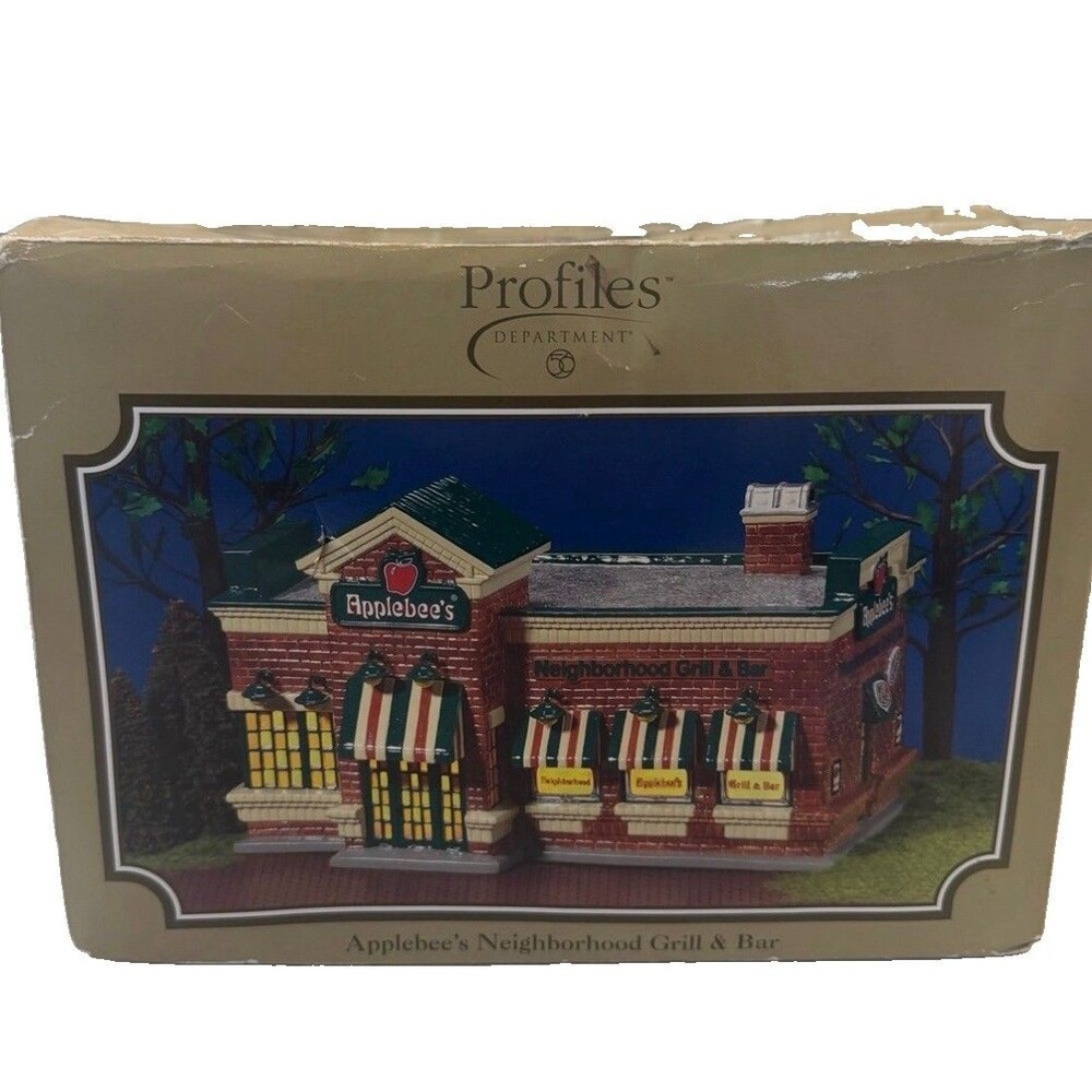 2004 Limited Edition Department 56 Applebee’s - NEW